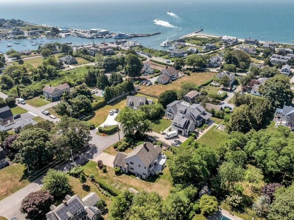 89 Belvidere Road , Falmouth, MA 02540