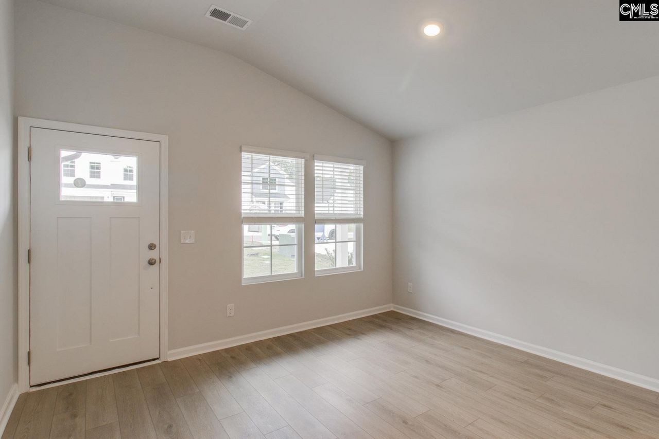 3103 Hallsdale Drive  Photo 5