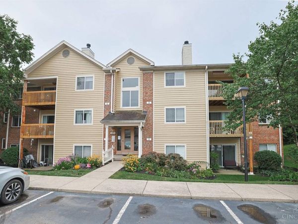 979 Cedar Ridge Drive, Unit 11, Pierce Twp, OH 45245