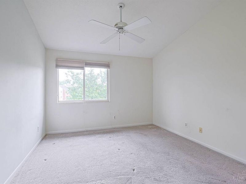 979 Cedar Ridge Drive, Unit 11, Pierce Twp, OH 45245 Photo 17