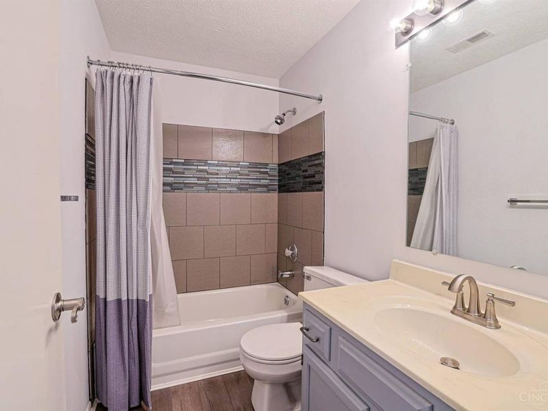 979 Cedar Ridge Drive, Unit 11, Pierce Twp, OH 45245 Photo 22