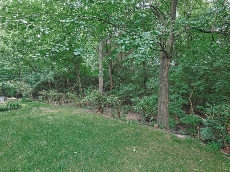 979 Cedar Ridge Drive, Unit 11, Pierce Twp, OH 45245 Photo 28