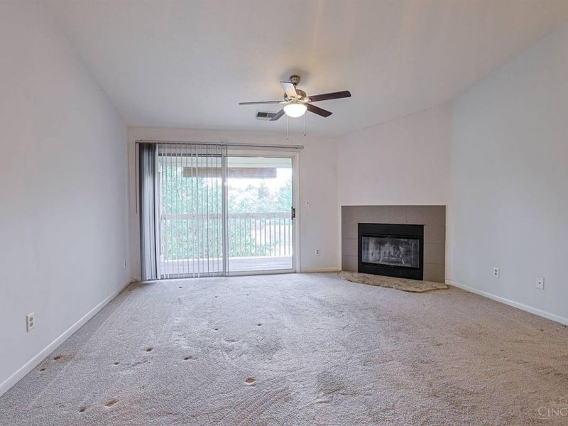 979 Cedar Ridge Drive, Unit 11, Pierce Twp, OH 45245 Photo 6