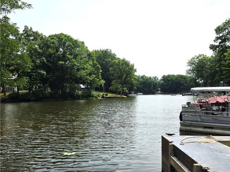 2485 Trellis Place , Roaming Shores, OH 44084 Photo 3