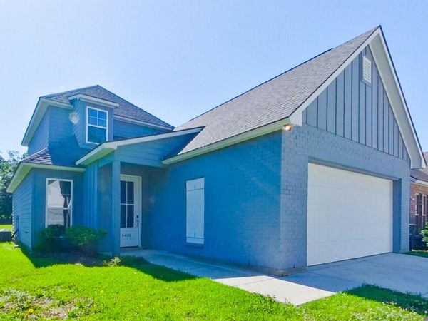 6405 Roux Dr, Baton Rouge, LA 70817
