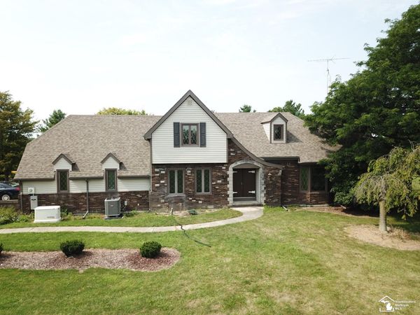 9283 Head O Lake Road, Ottawa Lake, MI 49267