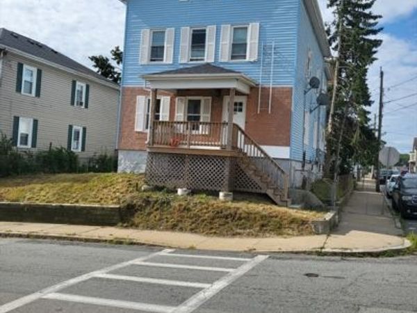 529 Warren Avenue, Unit 1, Fall River, MA 02721