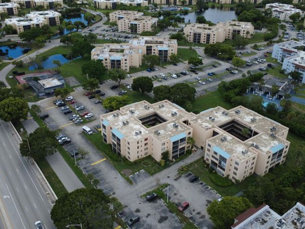 2830 SOMERSET Drive, Unit 104N, Lauderdale Lakes, FL 33311