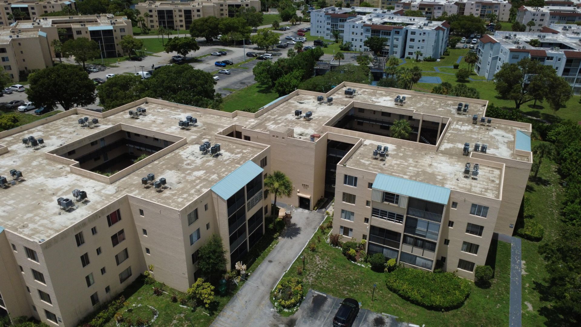 2830 Somerset Drive, Unit 104N, Lauderdale Lakes, FL 33311 Photo