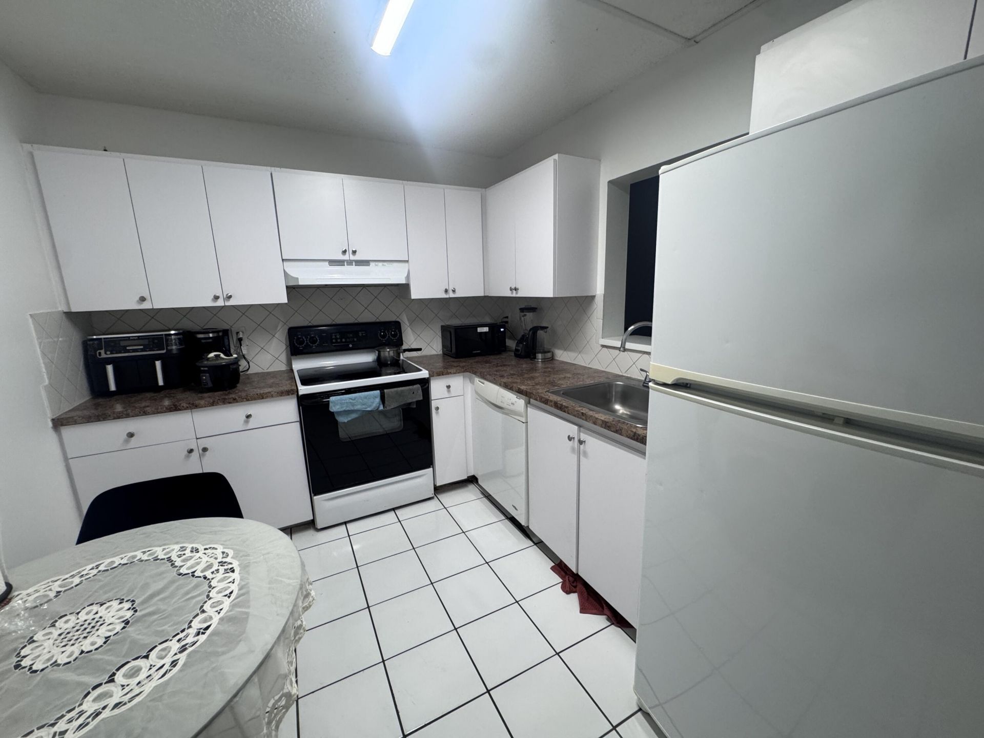 2830 Somerset Drive, Unit 104N, Lauderdale Lakes, FL 33311 Photo