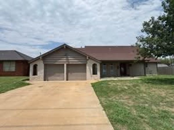 5705 W Wilshire Boulevard, Oklahoma City, OK 73132
