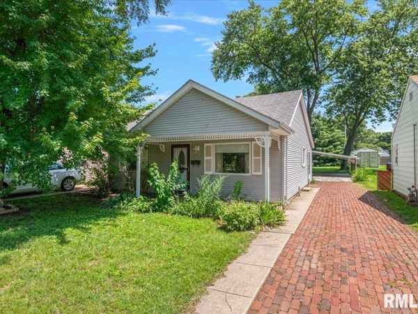 1424 N FRANKLIN Avenue, Springfield, IL 62702