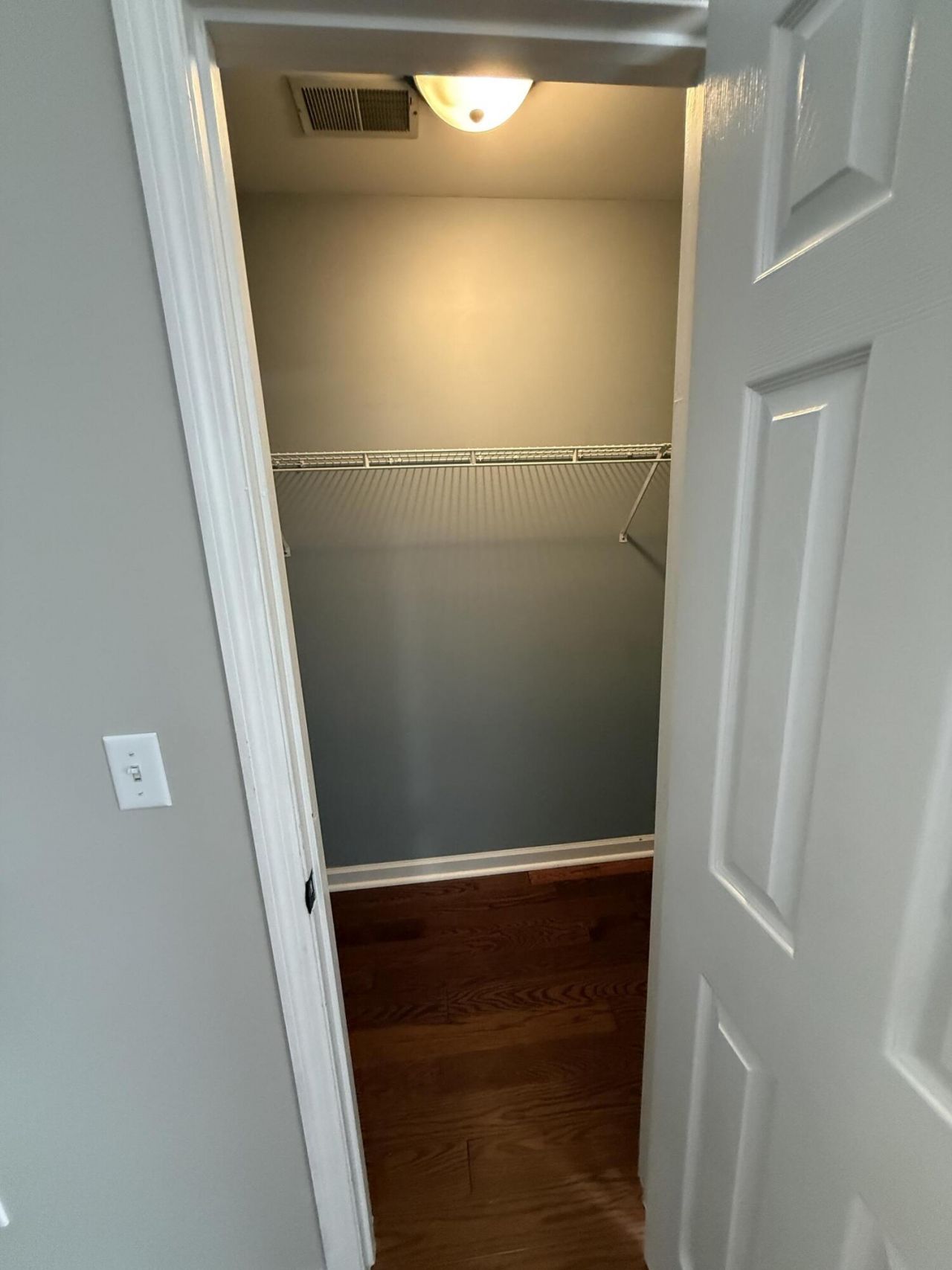 823 Harbor Place Drive Photo 23