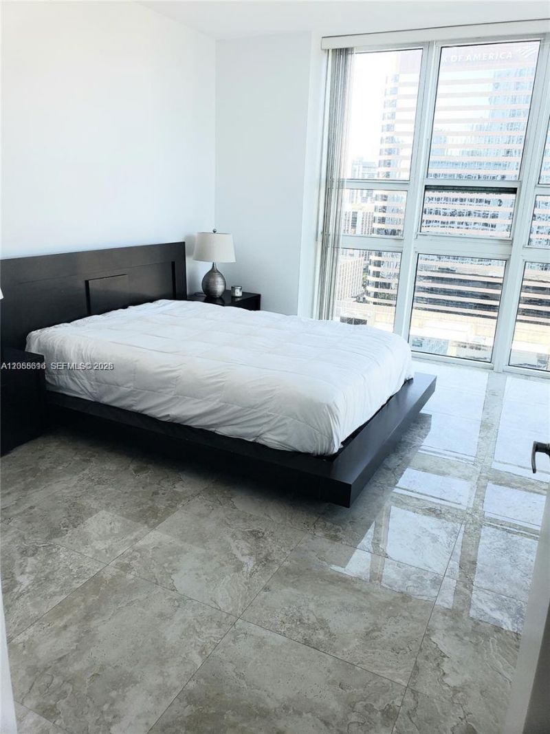 950 Brickell Bay Dr , Unit 3010, Miami, FL 33131 Photo