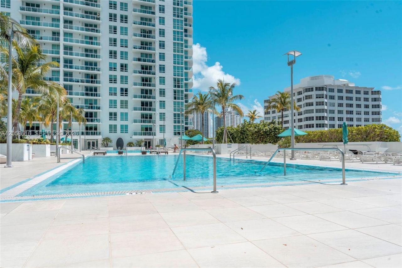950 Brickell Bay Dr , Unit 3010, Miami, FL 33131 Photo