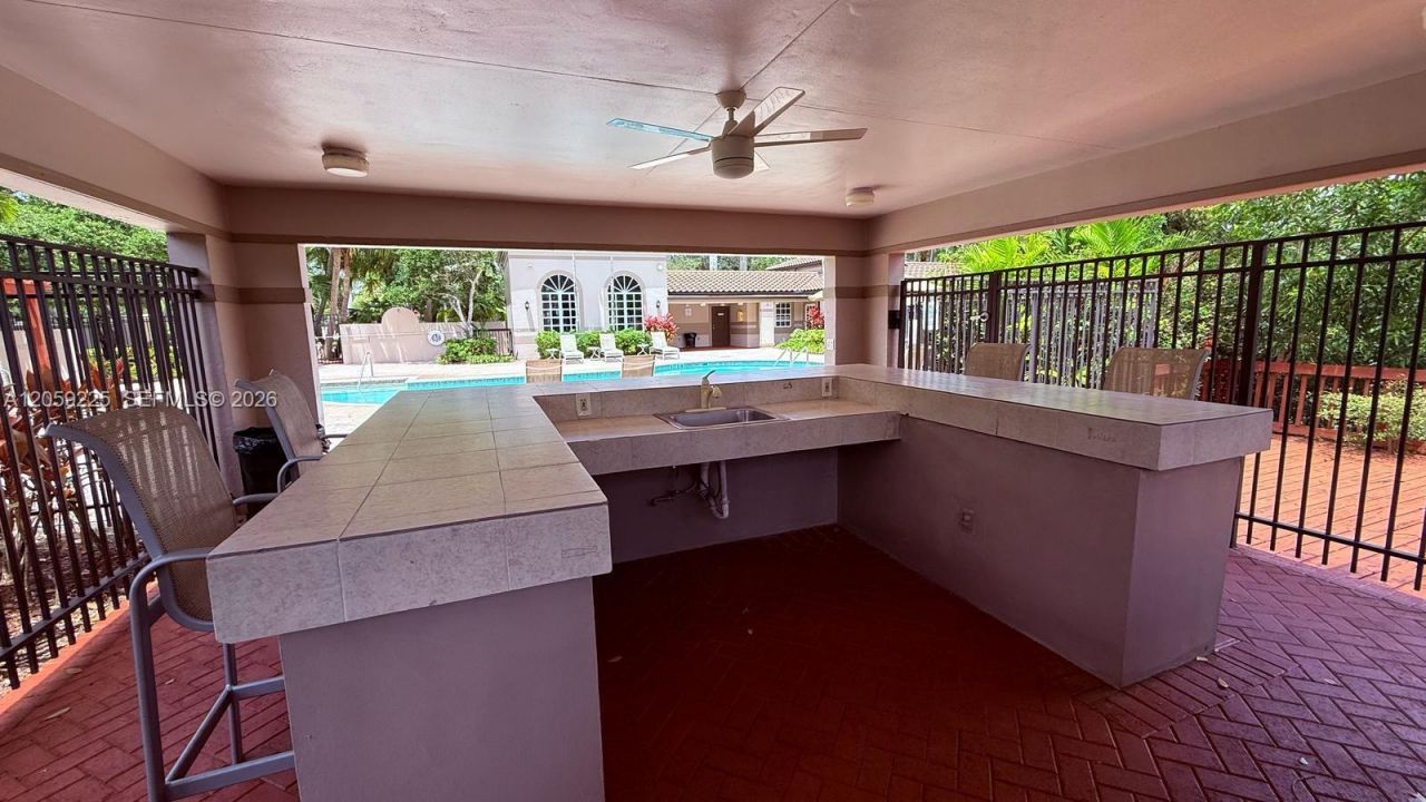 9933 Nob Hill Ln, Unit 9933, Sunrise, FL 33351 Photo