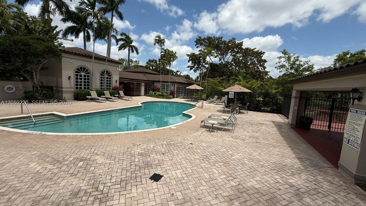 9933 Nob Hill Ln, Unit 9933, Sunrise, FL 33351 Photo