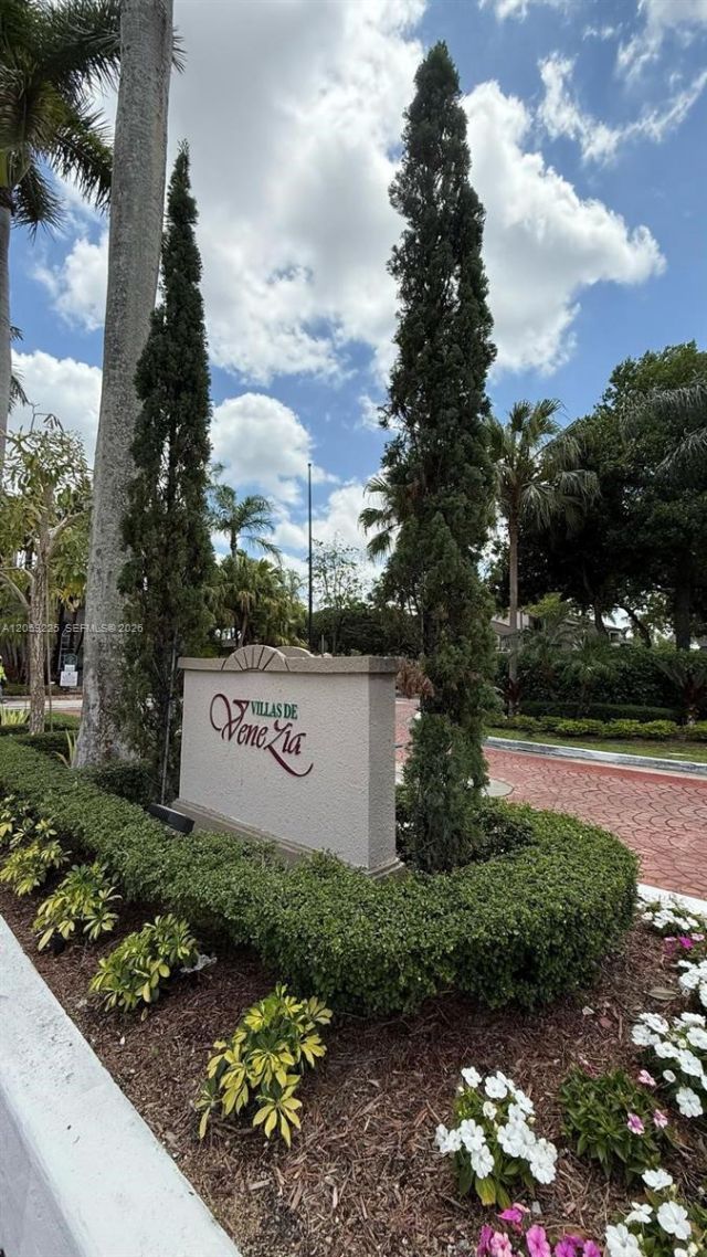 9933 Nob Hill Ln, Unit 9933, Sunrise, FL 33351 Photo