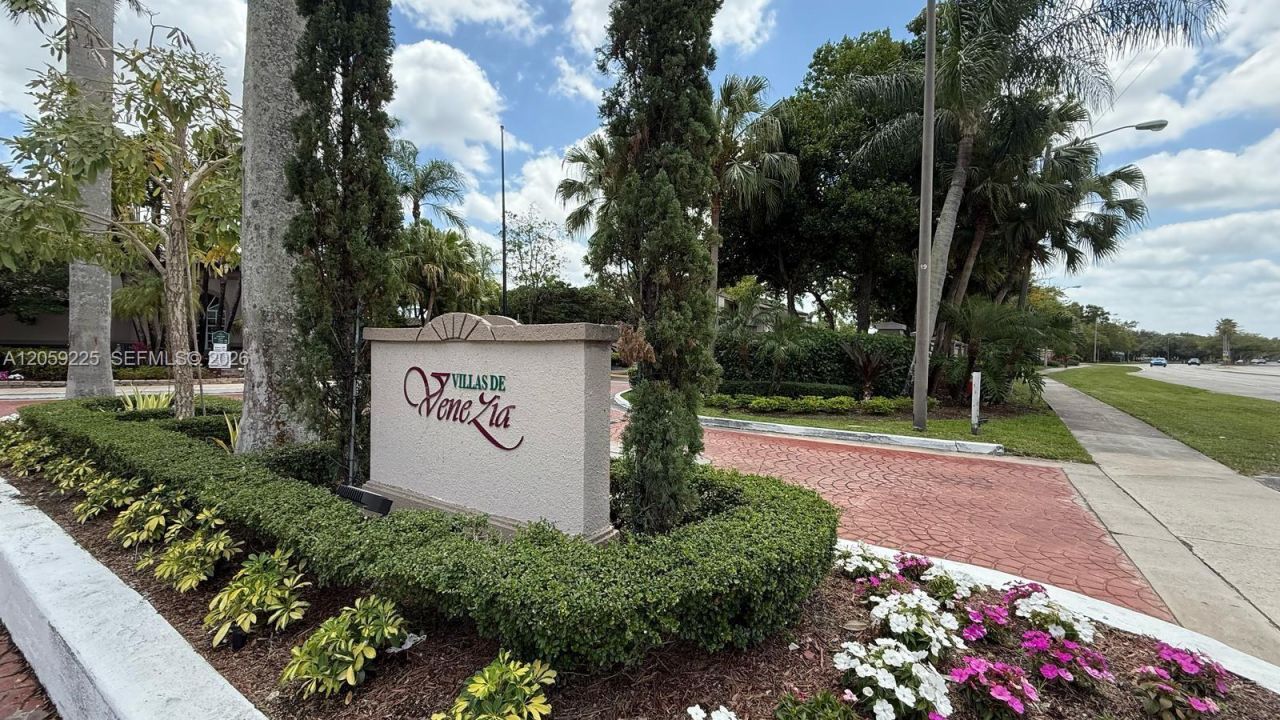 9933 Nob Hill Ln, Unit 9933, Sunrise, FL 33351 Photo