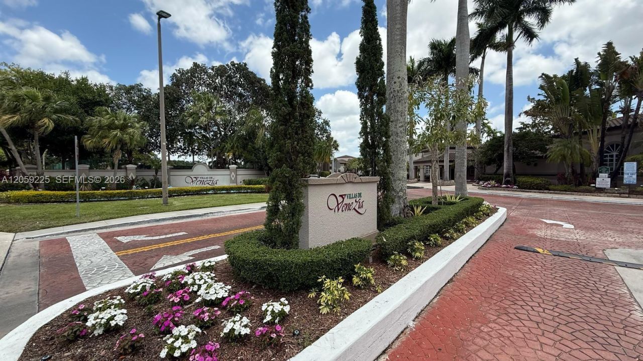 9933 Nob Hill Ln, Unit 9933, Sunrise, FL 33351 Photo