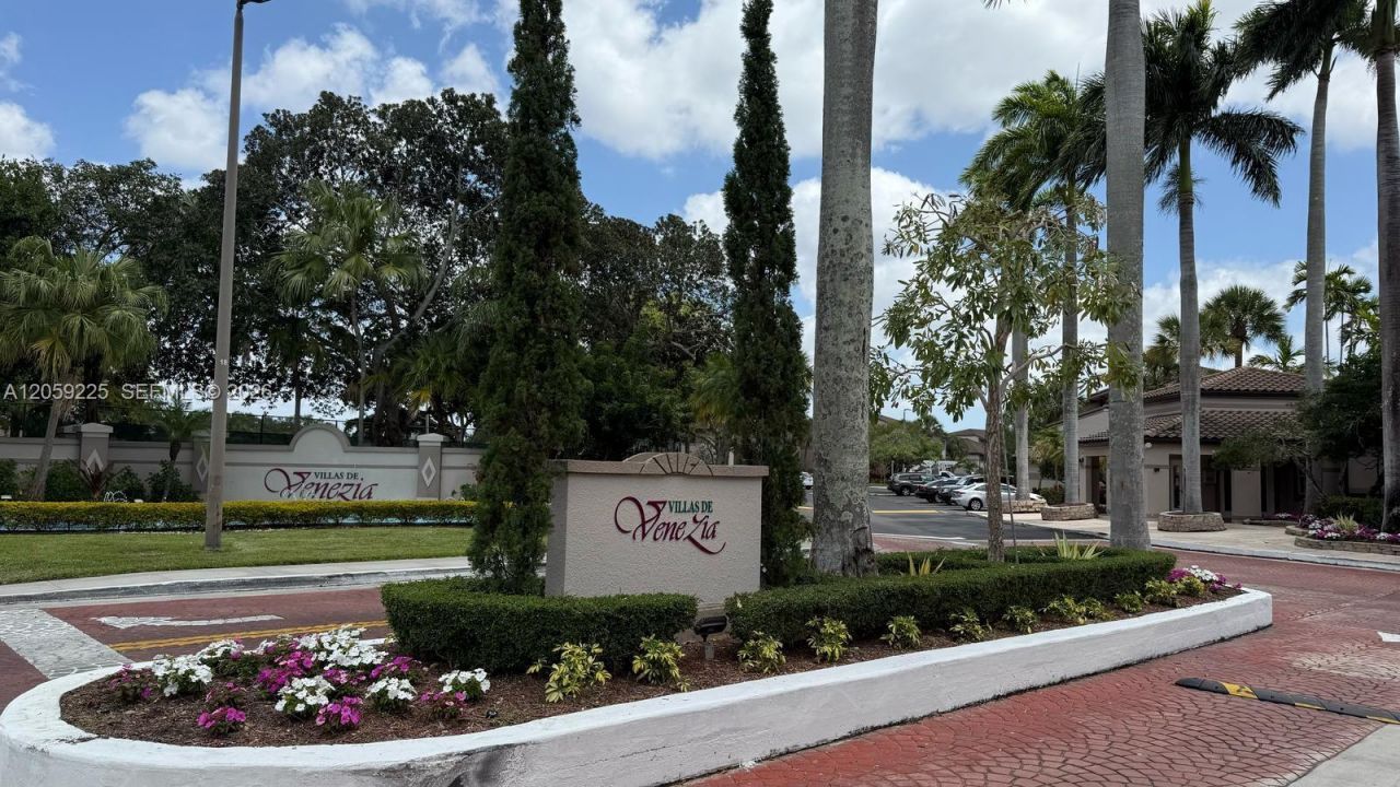 9933 Nob Hill Ln, Unit 9933, Sunrise, FL 33351 Photo