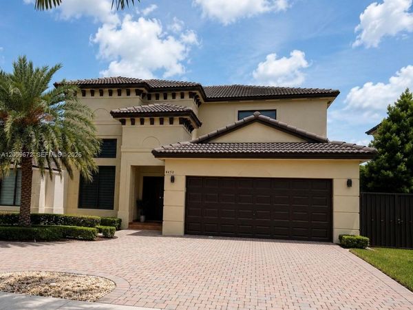 4450 SW 164 Ave , Miami, FL 33185