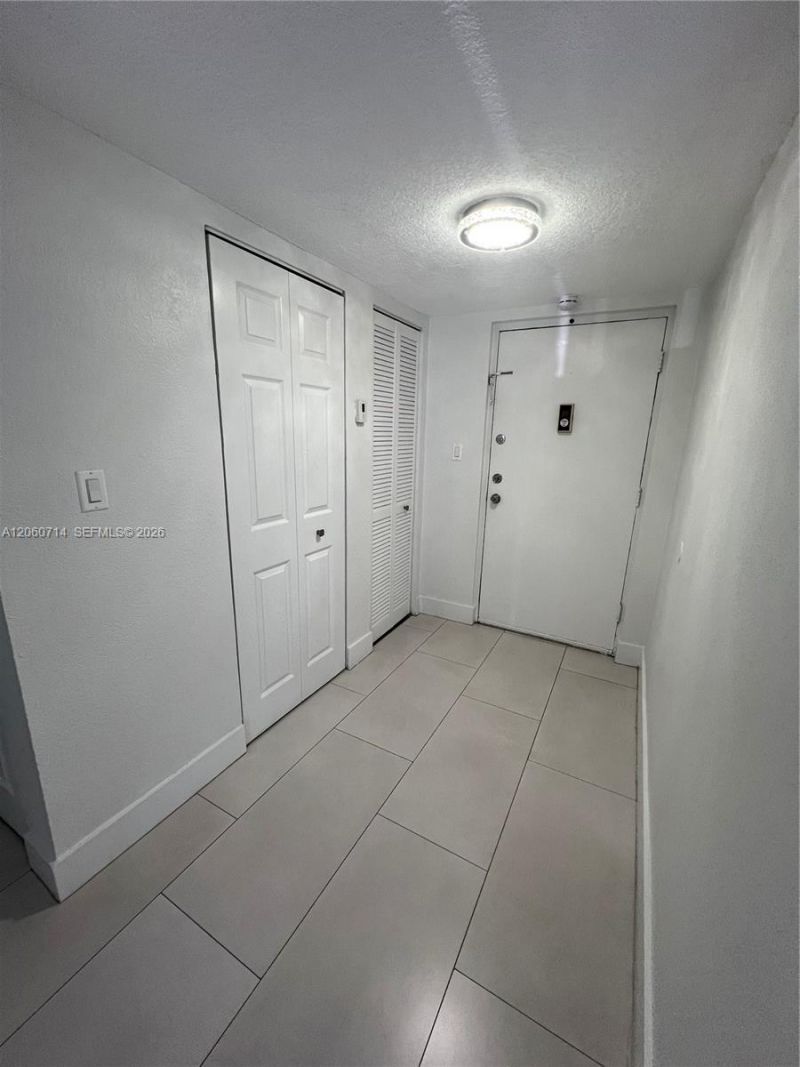 9520 SW 8th St , Unit 118, Miami, FL 33174 Photo
