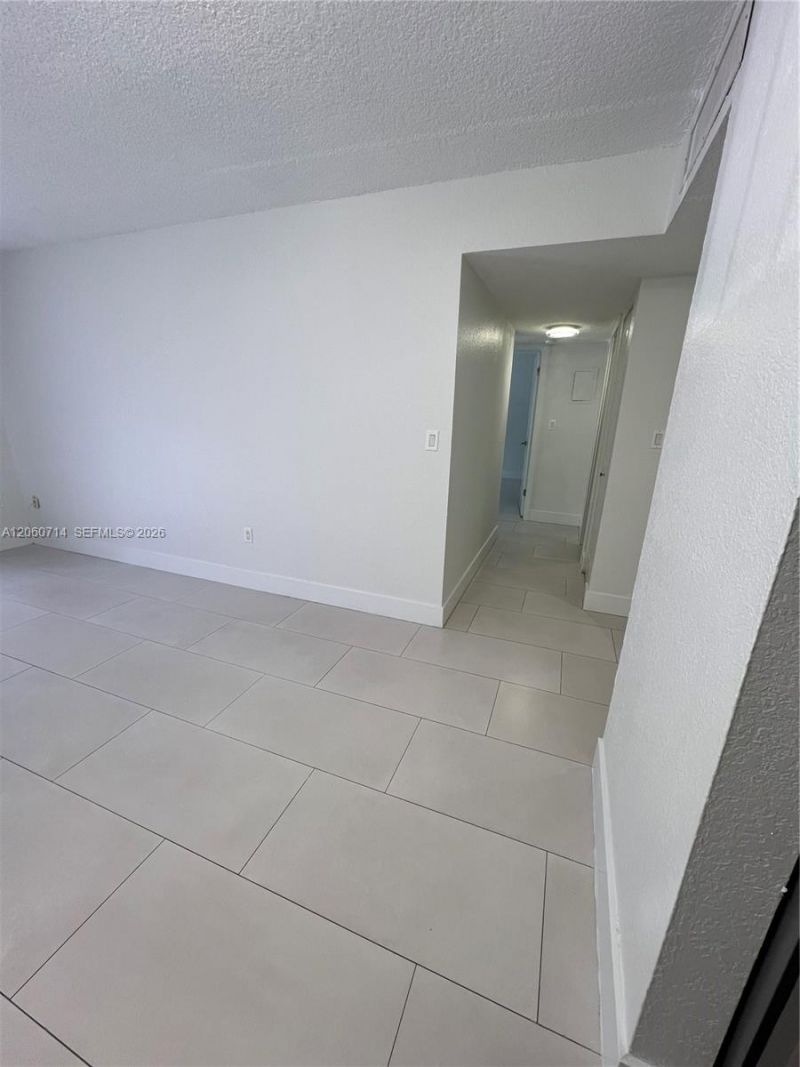 9520 SW 8th St , Unit 118, Miami, FL 33174 Photo