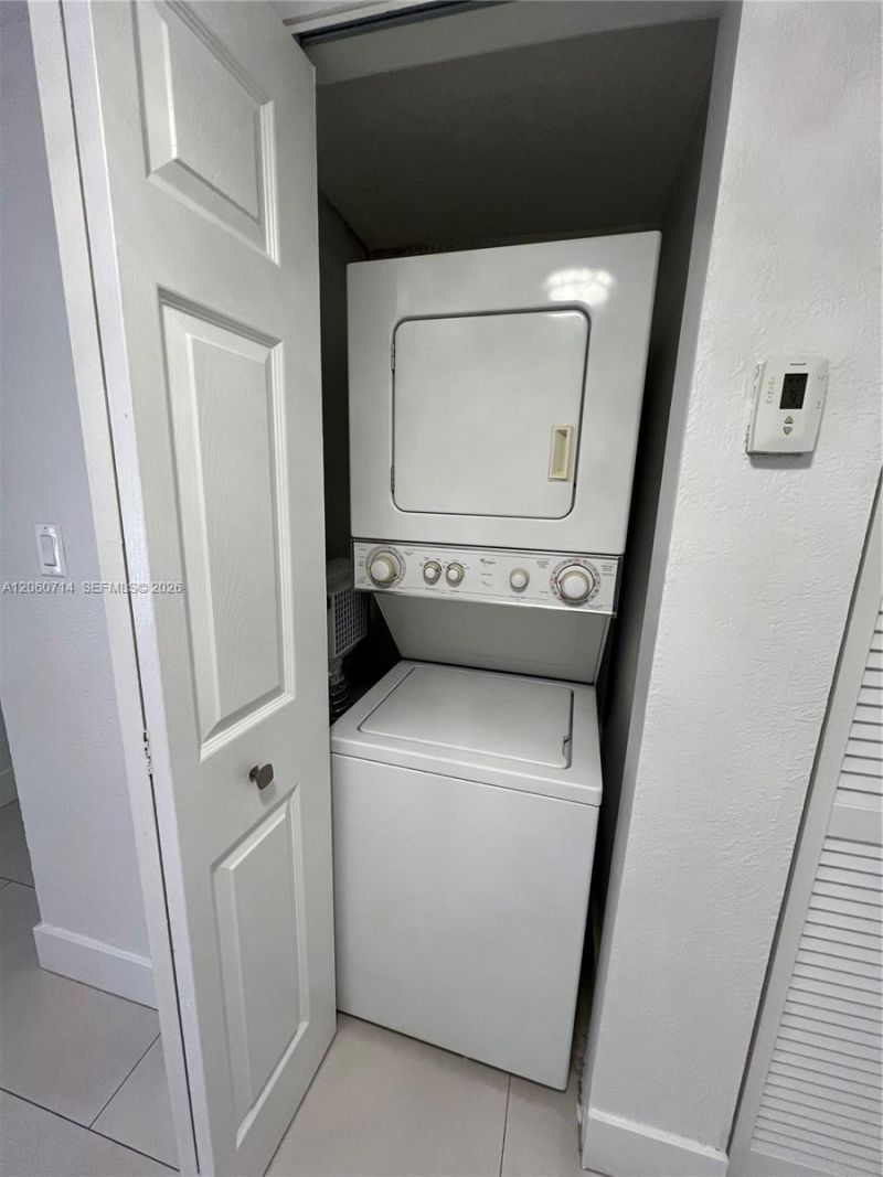 9520 SW 8th St , Unit 118, Miami, FL 33174 Photo