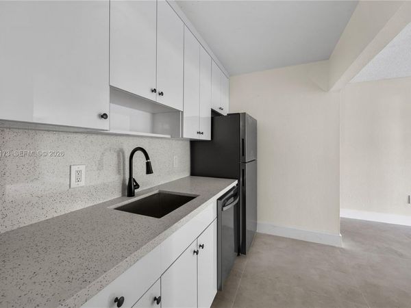 1720 Cleveland St, Unit 107E, Hollywood, FL 33020