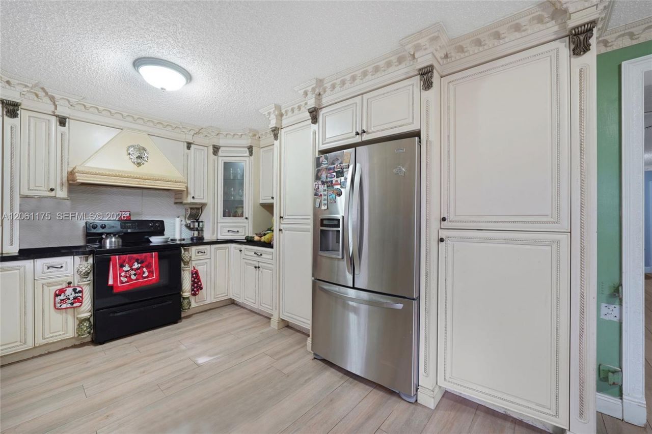 20504 NW 19th Ave, Miami Gardens, FL 33056 Photo