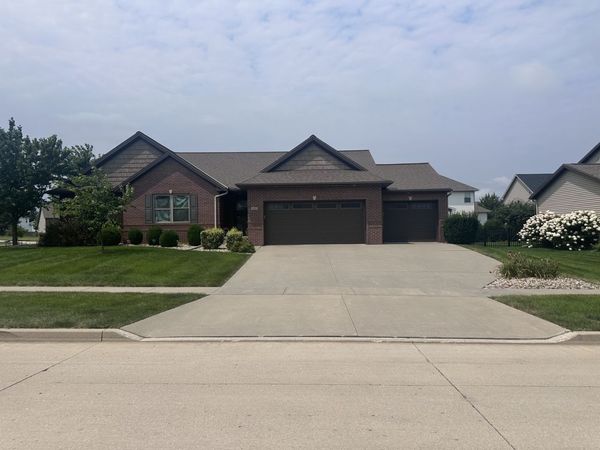 1807 Pfitzer Road , Normal, IL 61761