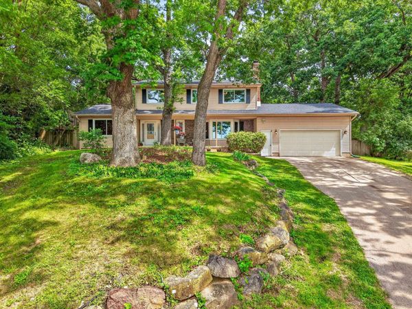 1619 Elderwood Circle, Middleton, WI 53562