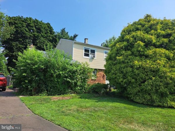 31 OLD HICKORY DRIVE, RICHBORO, PA 18954