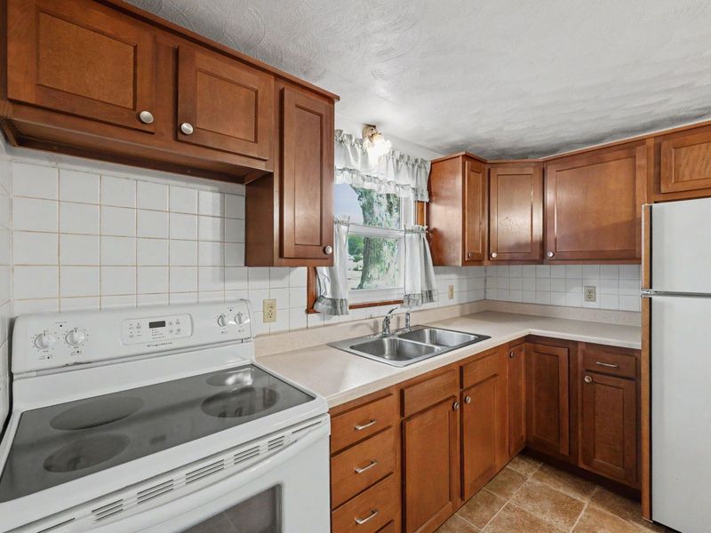 215 E James Street, Bradford, OH 45308 Photo 12