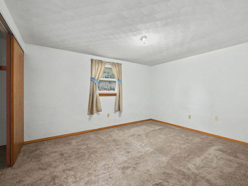 215 E James Street, Bradford, OH 45308 Photo 21