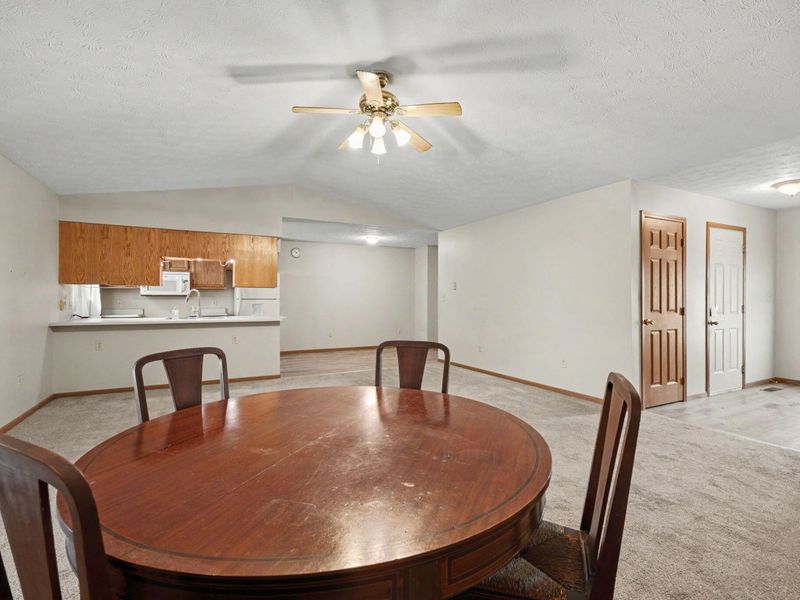 405 Patty Drive, Bradford, OH 45308 Photo 10