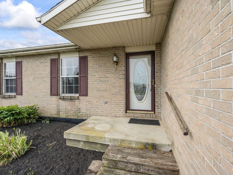 405 Patty Drive, Bradford, OH 45308 Photo 5