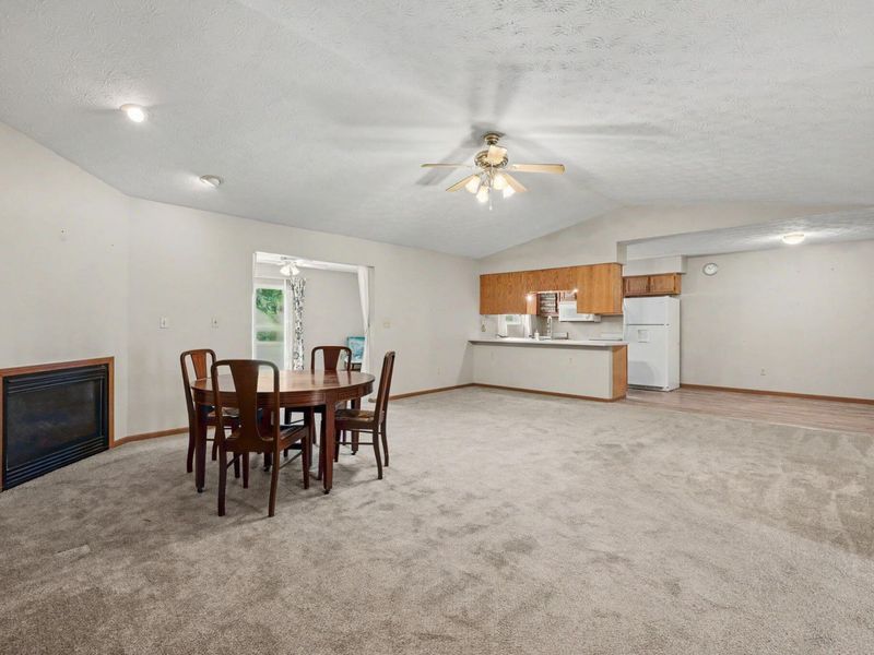 405 Patty Drive, Bradford, OH 45308 Photo 9