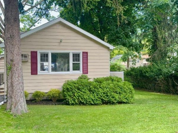 18 Kew, Sound Beach, NY 11789