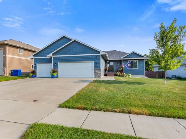 7712 W Browning St, Sioux Falls, SD 57106