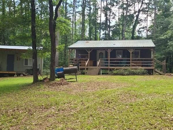 1300 JOHNSON Circle, Montgomery, LA 71454