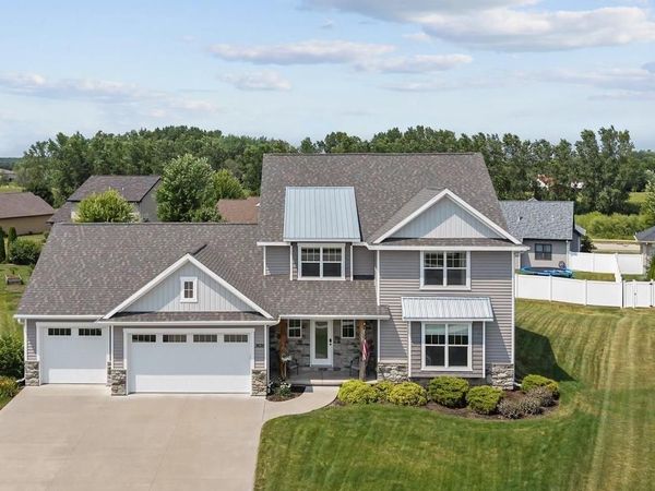 3635 GOLDEN HILL COURT, Appleton, WI 54913