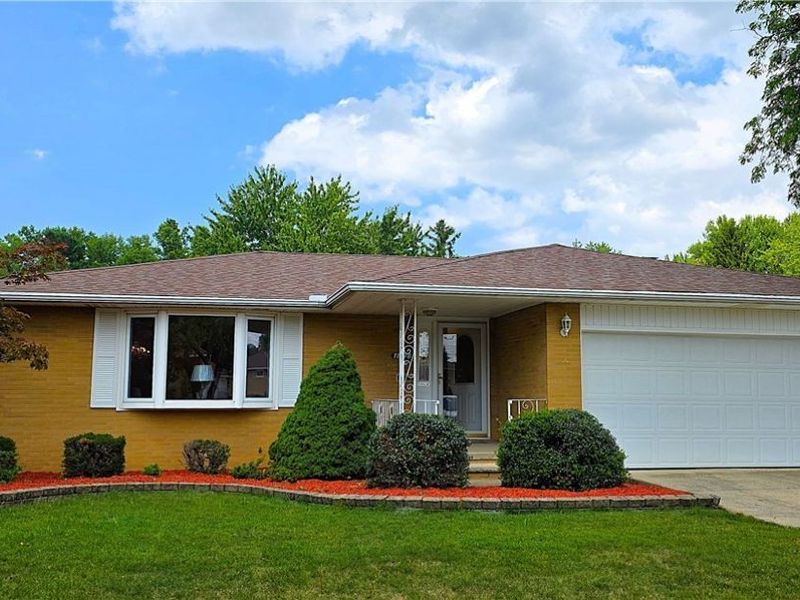11198 Gordon Drive , Parma, OH 44130 Photo 1