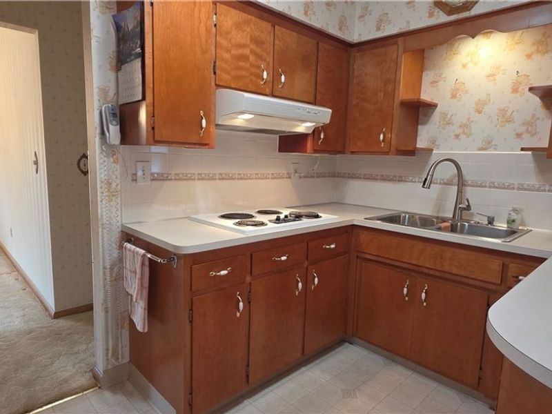11198 Gordon Drive , Parma, OH 44130 Photo 13