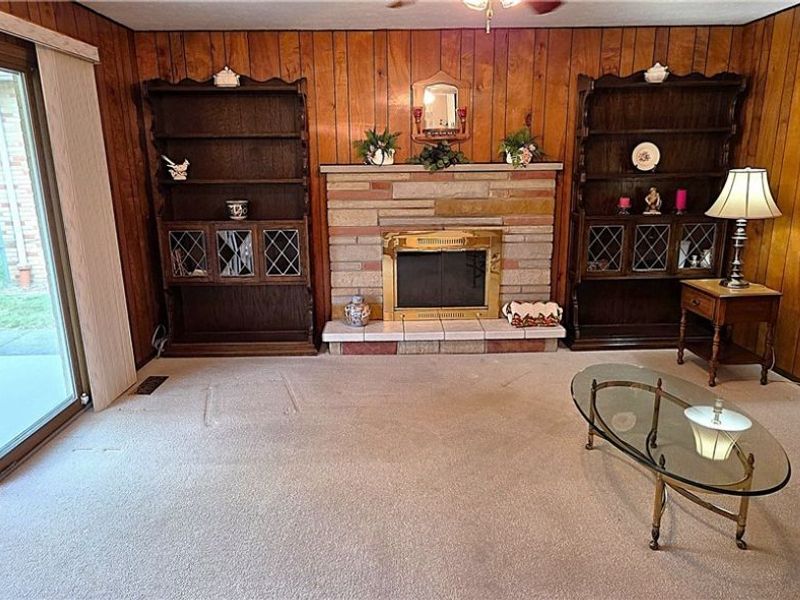 11198 Gordon Drive , Parma, OH 44130 Photo 16