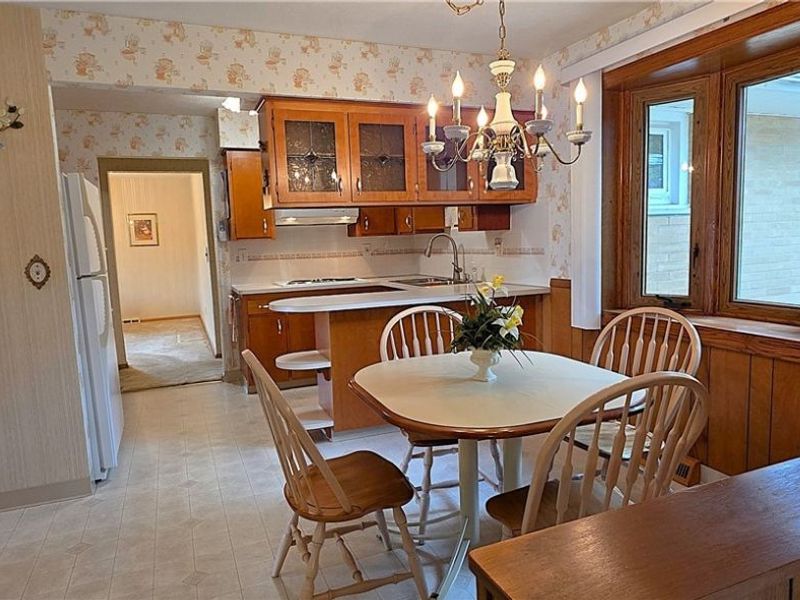 11198 Gordon Drive , Parma, OH 44130 Photo 23