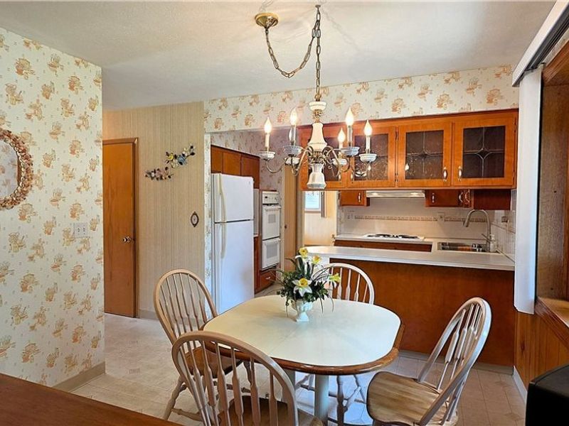 11198 Gordon Drive , Parma, OH 44130 Photo 24