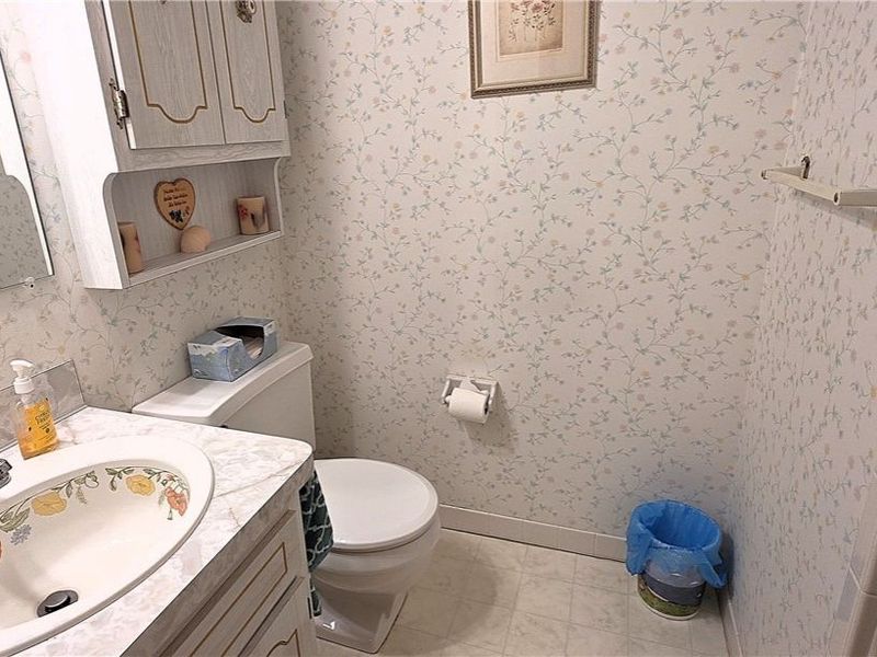 11198 Gordon Drive , Parma, OH 44130 Photo 25