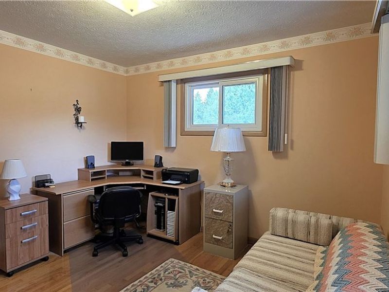 11198 Gordon Drive , Parma, OH 44130 Photo 34
